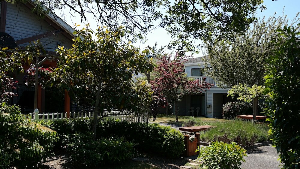 Фото Friday Harbor Suites