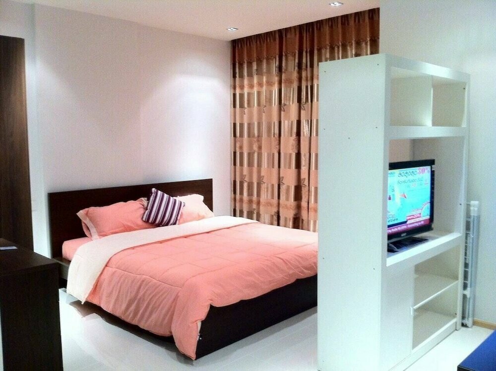 Apartments Thanyalak at The Gallery Condominium, Pattaya, photo