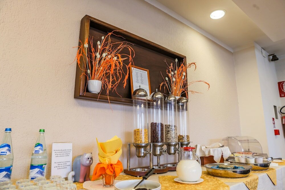 Фото Hotel Galant