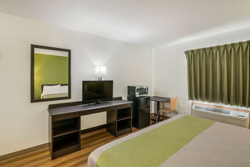 Фото Motel 6 Fargo, Nd - South