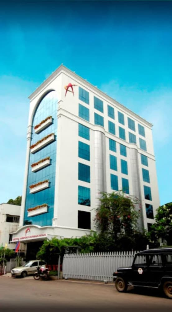 Фото Hotel Airport International