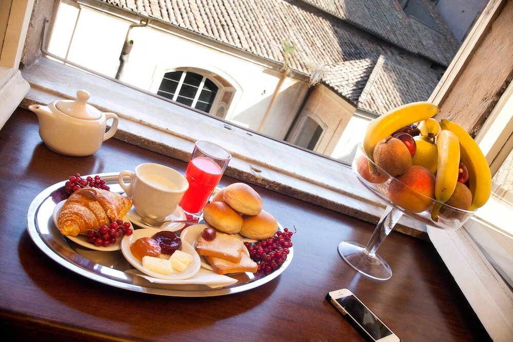 Фото Pantheon Inn