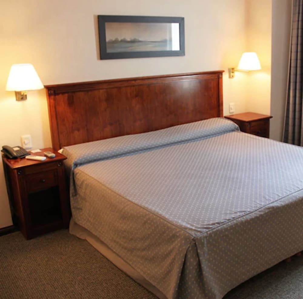 Фото Howard Johnson by Wyndham San Pedro