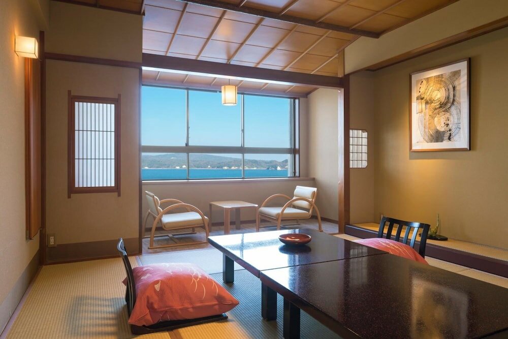 Фото Waraku Onsen Nihon no Yado Notoraku