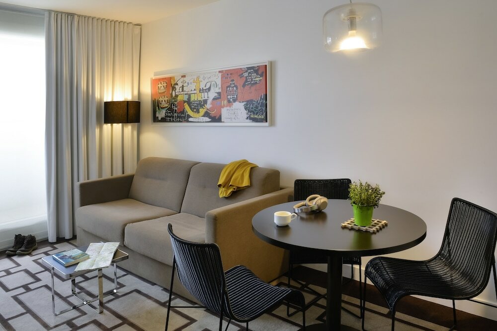 Фото Aparthotel Adagio Grenoble Centre