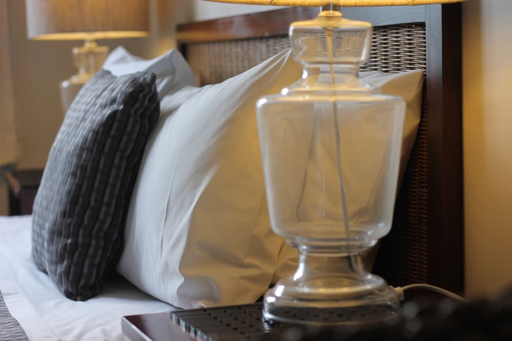 Фото Greenlane Manor Motel