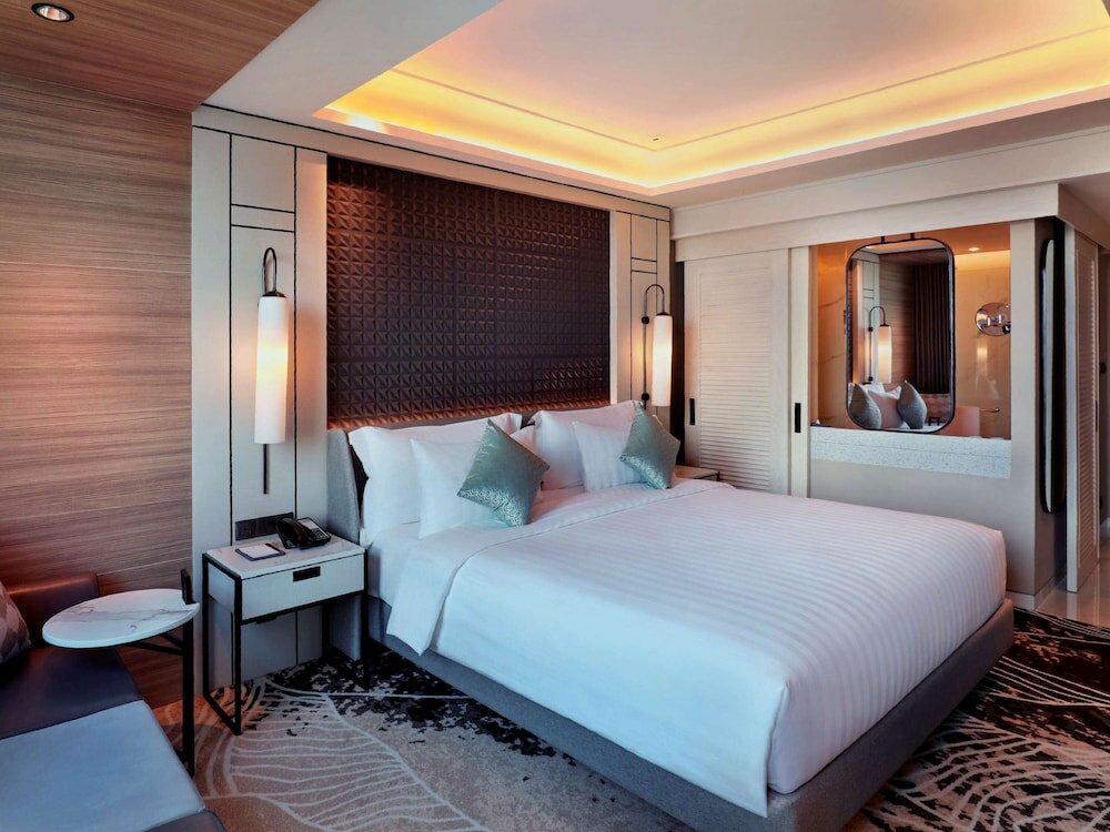 Фото Movenpick Surabaya City