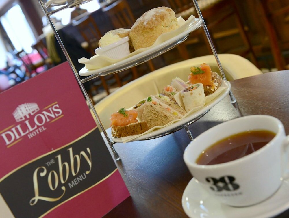 Фото Latterkenny Court Hotel