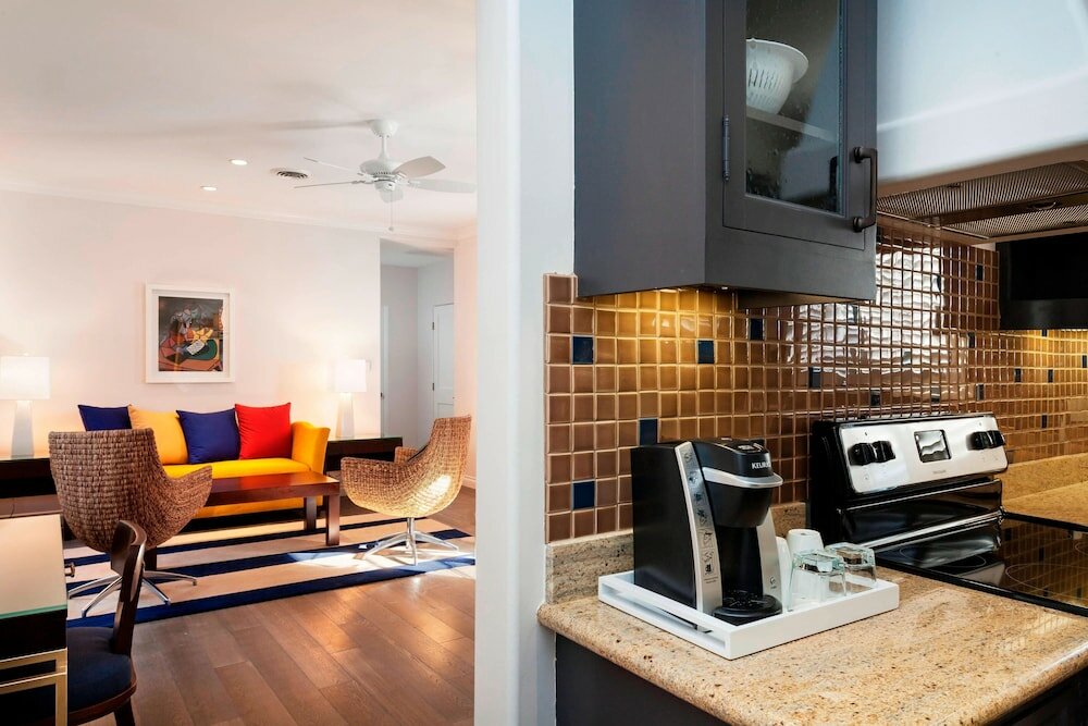 Фото Triada Palm Springs, Autograph Collection by Marriott