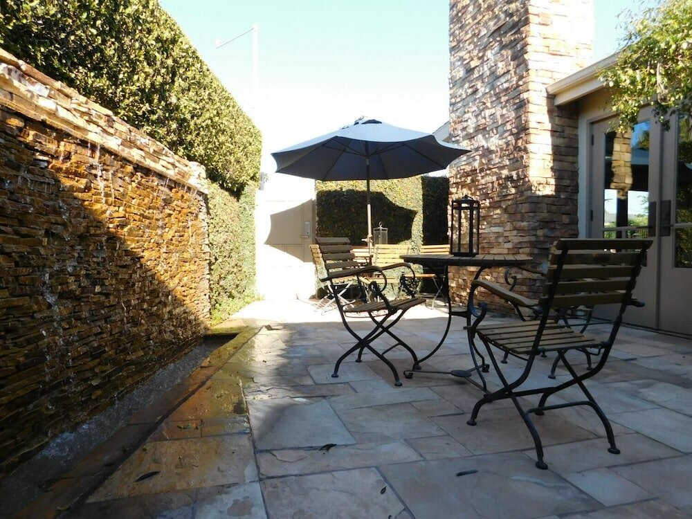 Фото Brentwood Inn