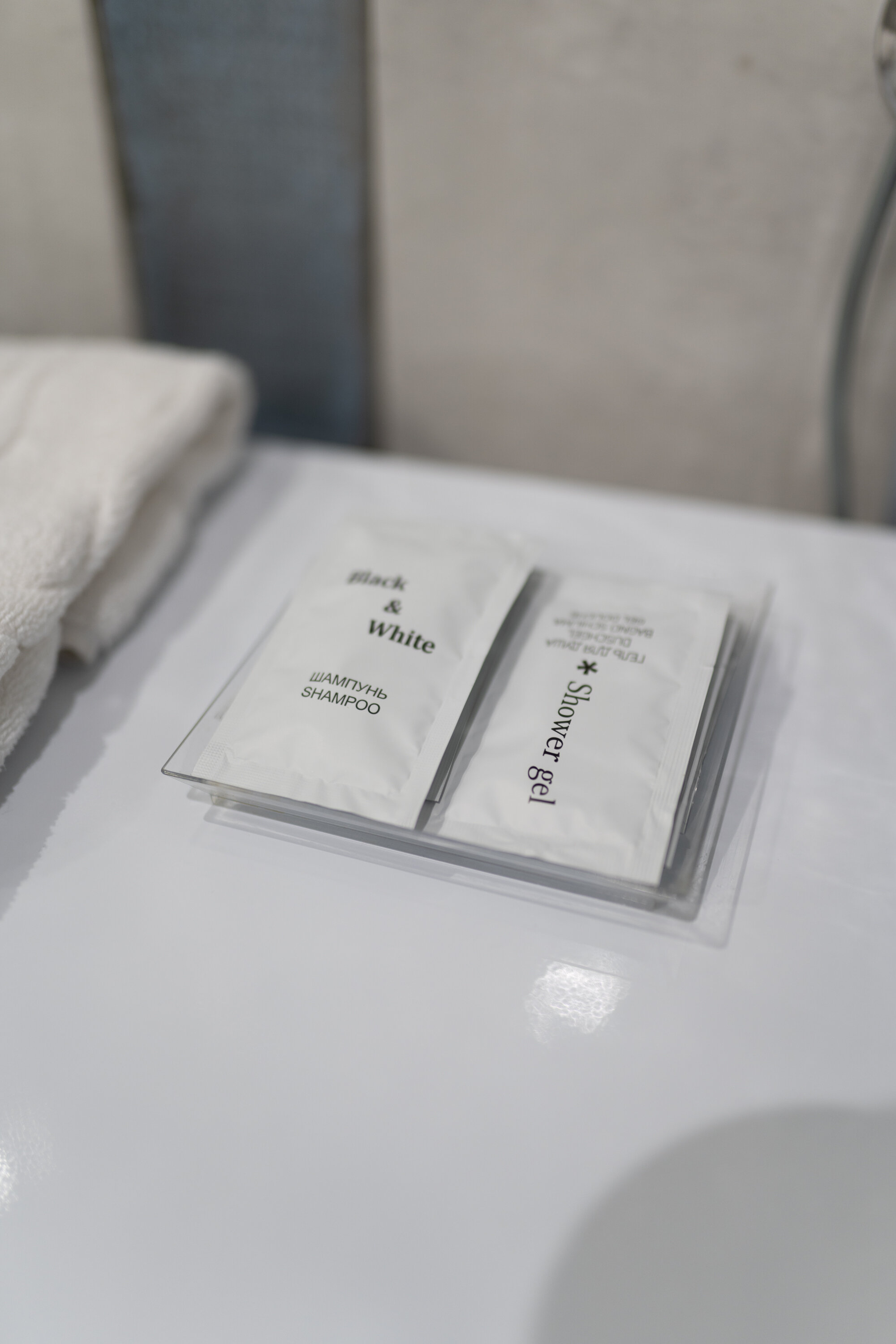 Фото Двенадцать