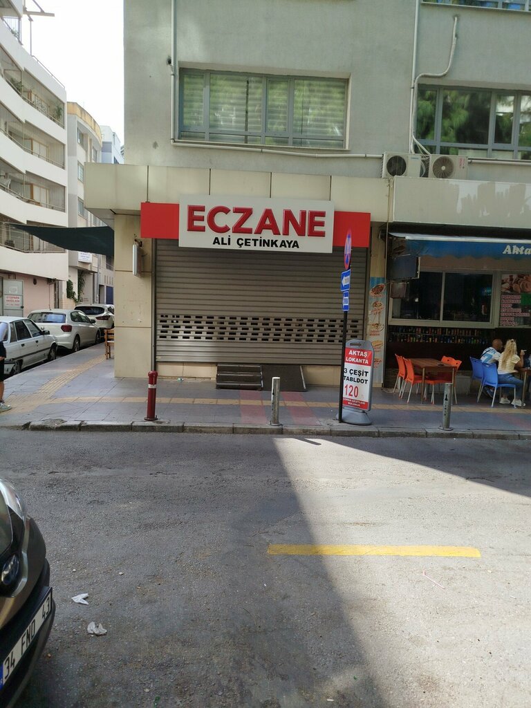صيدلية Ali Cetinkaya Pharmacy ، إزمير، صورة
