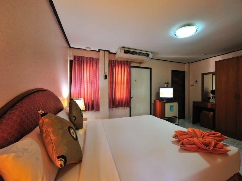 Фото Thipurai Beach Hotel