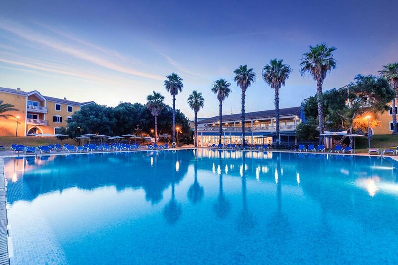 Апартаменты Aparthotel Vacances Menorca Blanc Palace
