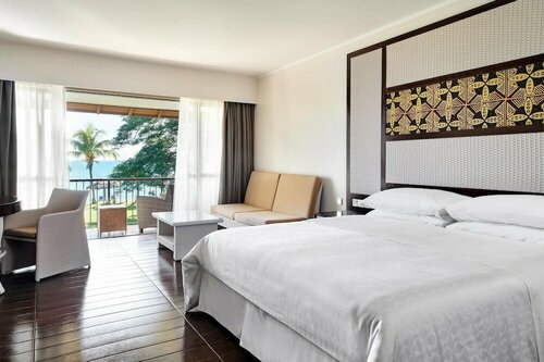 Гостиница Sheraton Samoa Beach Resort в Самоа