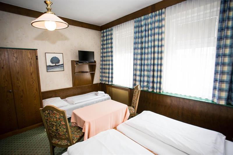 Фото Hotel Hadrigan