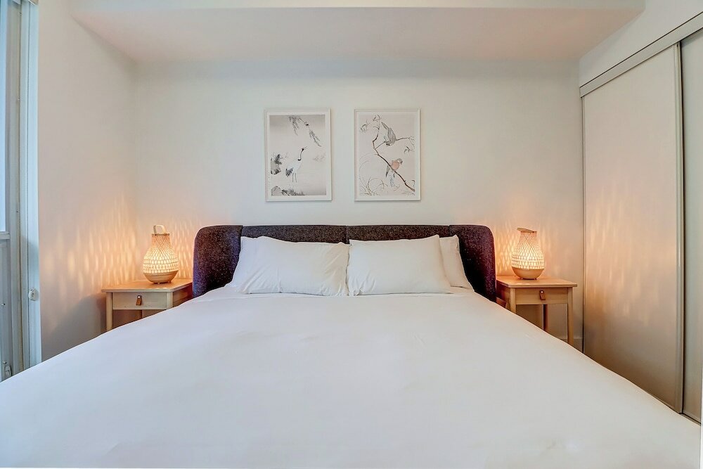 Фото Life Suites Loft - Cn Tower