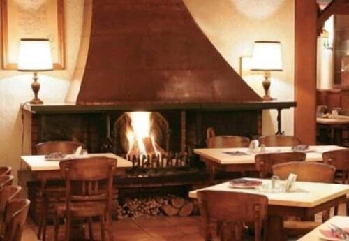Гостиница Hotel Restaurant H& xF6; ttche в Дормагене