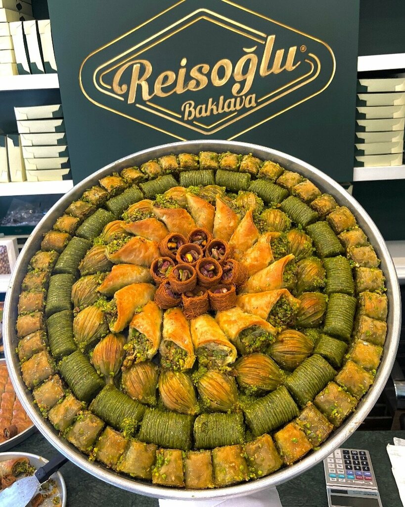 Goods for confectioners Almaci Bazaar, Gaziantep, photo