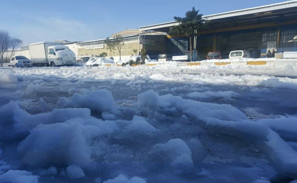 Graphic design studio Vargelci Ali Adil, Izmir, photo