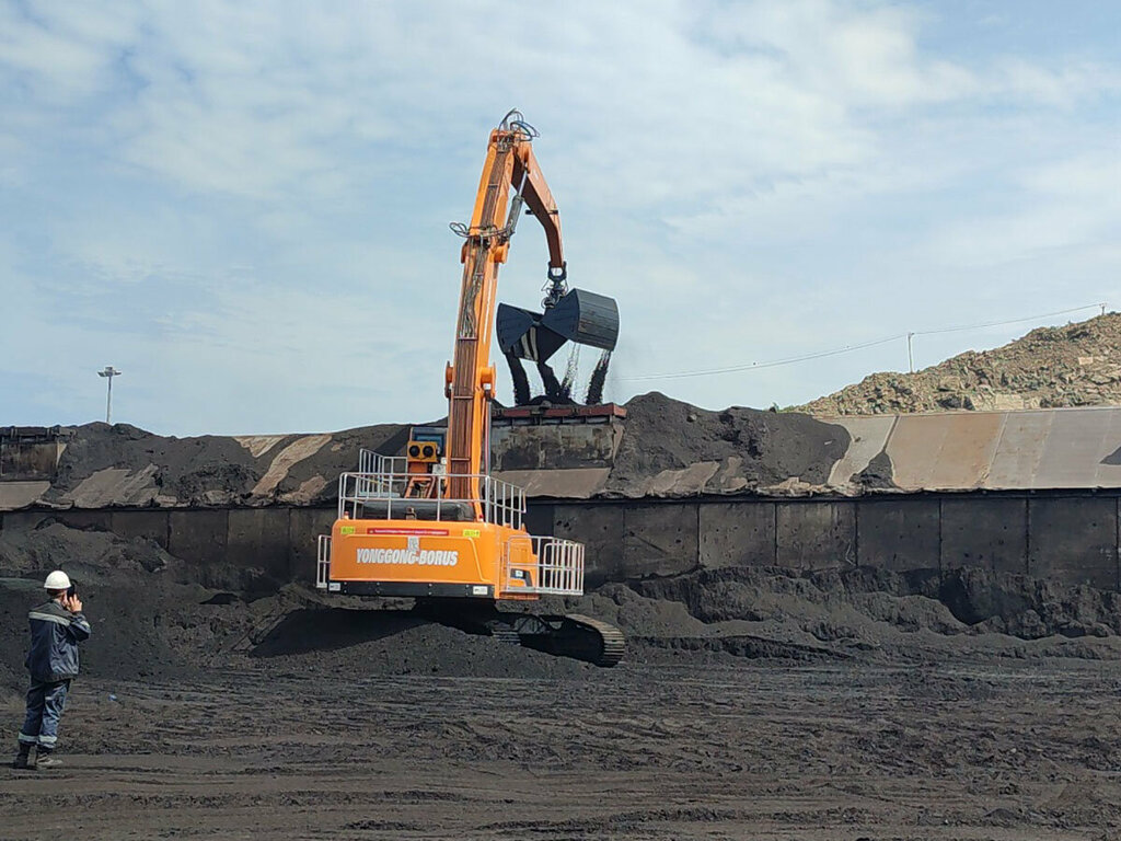 Road construction machines Карьерные машины, Saint Petersburg, photo