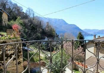 Фото Comoholidays - Ul Palazz 18th Century Apartment