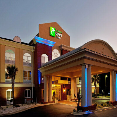Гостиница Holiday Inn Express Hotel & Suites Camden-I20, an Ihg Hotel