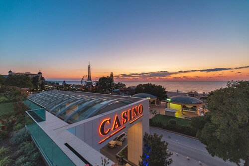 Гостиница International Hotel & Casino в Золотых Песках