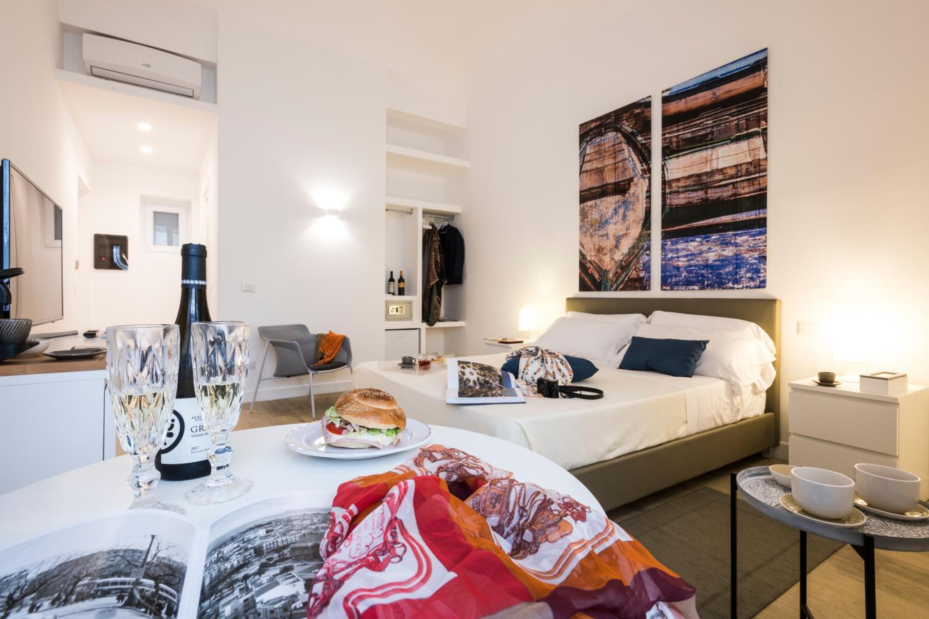 Фото Palermo In Suite Aparthotel Shs