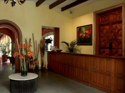 Гостиница Racquet Cuernavaca