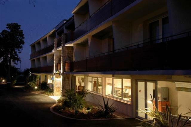 Гостиница Hotel Plage Saint Jean в Ла-Сьота