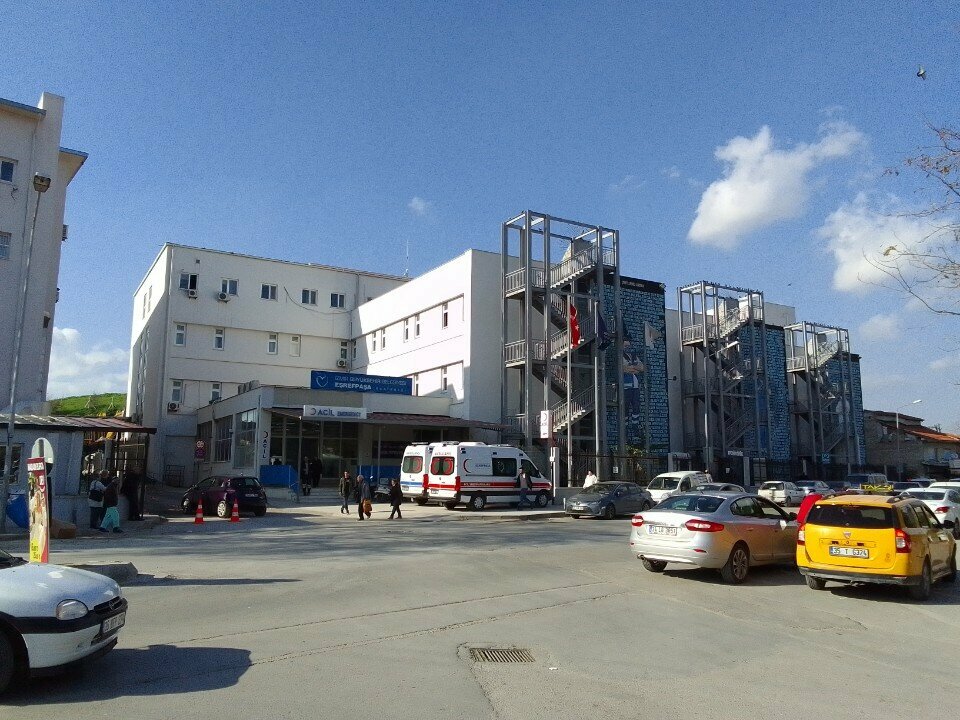 Ambulance services Izmir Metropolitan Municipality Esrefpasa Hospital Emergency Service, Izmir, photo