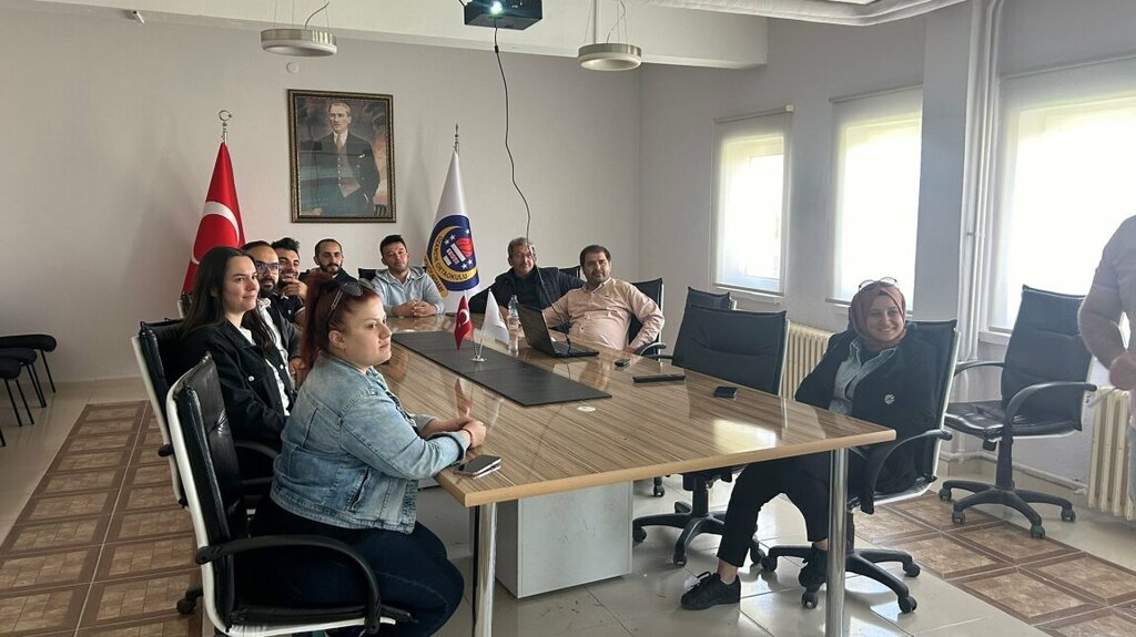 School Ozancik Middle School, Ortakoy, photo