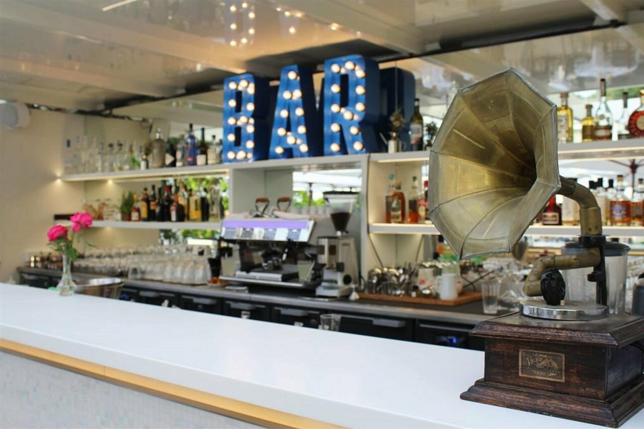 Фото Hotel Martinez