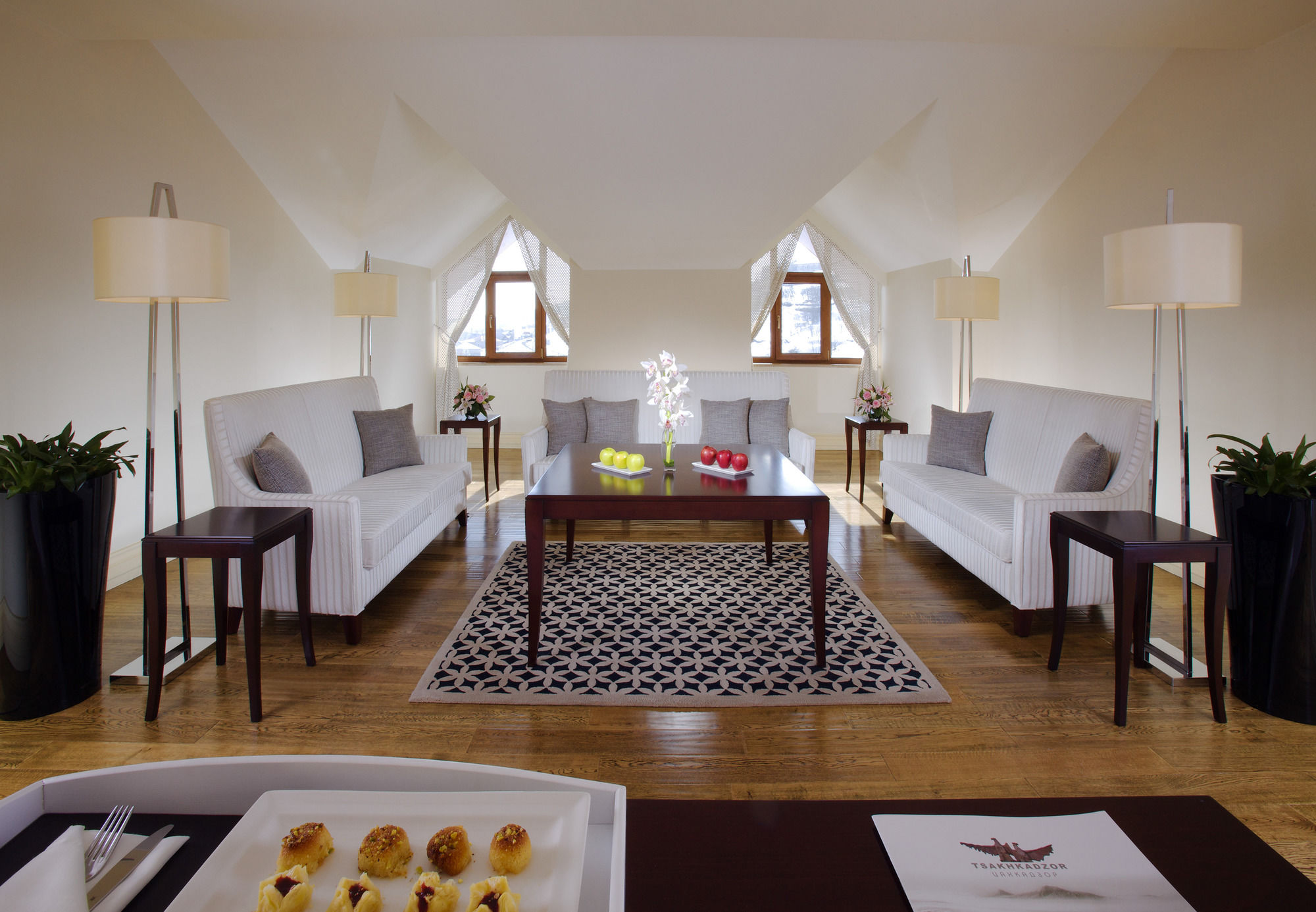 Фото Цахкадзор Марриотт