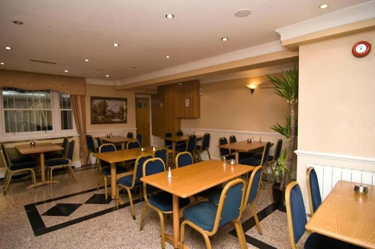 Фото Alexandra Hotel