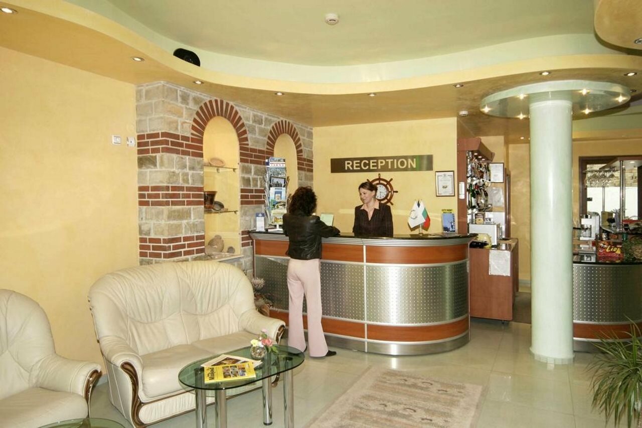 Фото Hotel Dionis