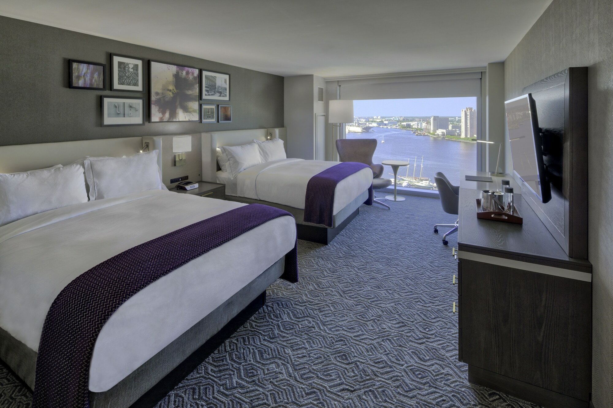 Фото Hilton Norfolk The Main