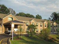 Фото Red Carpet Inn And Suites Monmouth Jtc