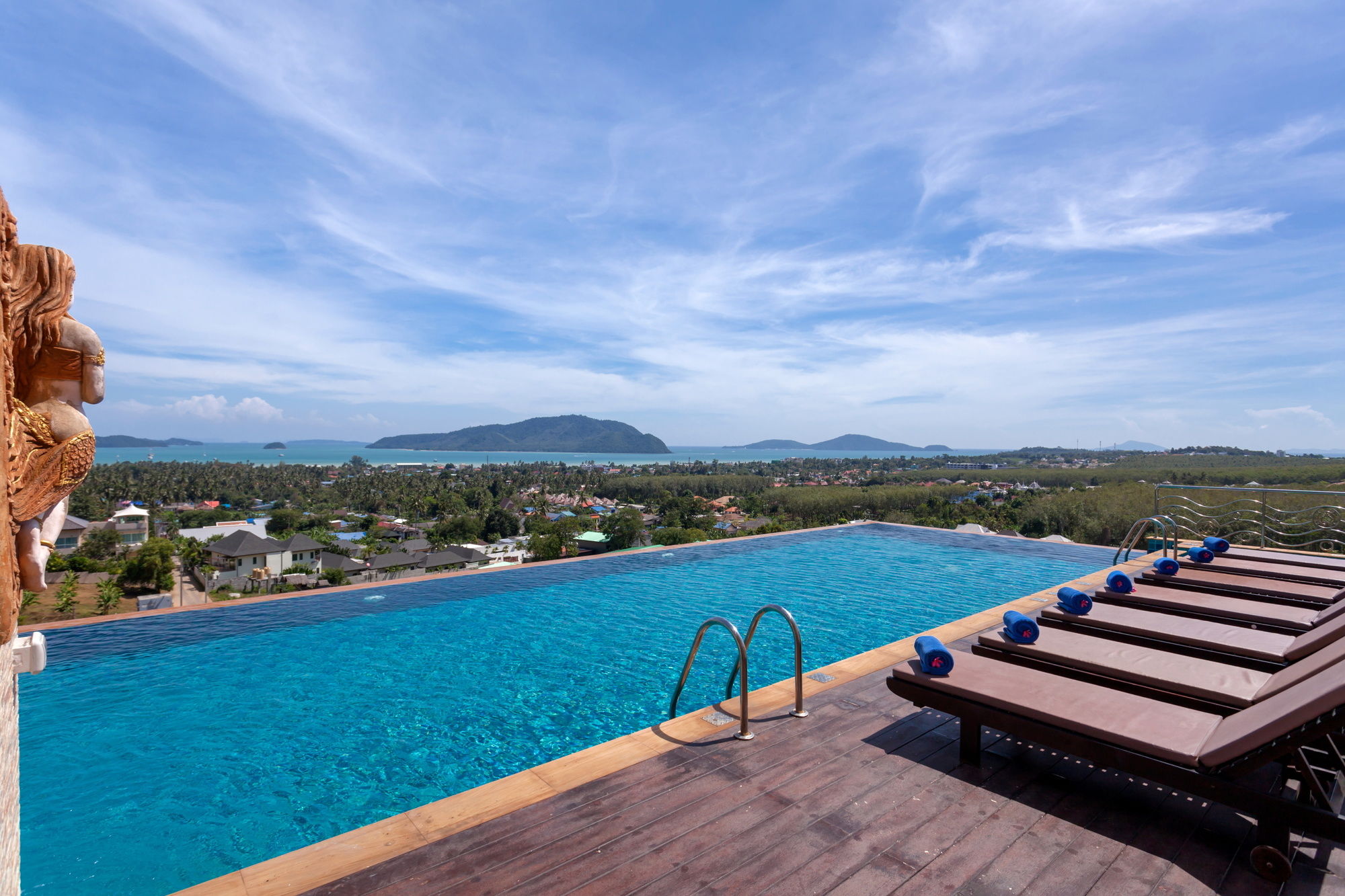 Фото The View Rawada Phuket