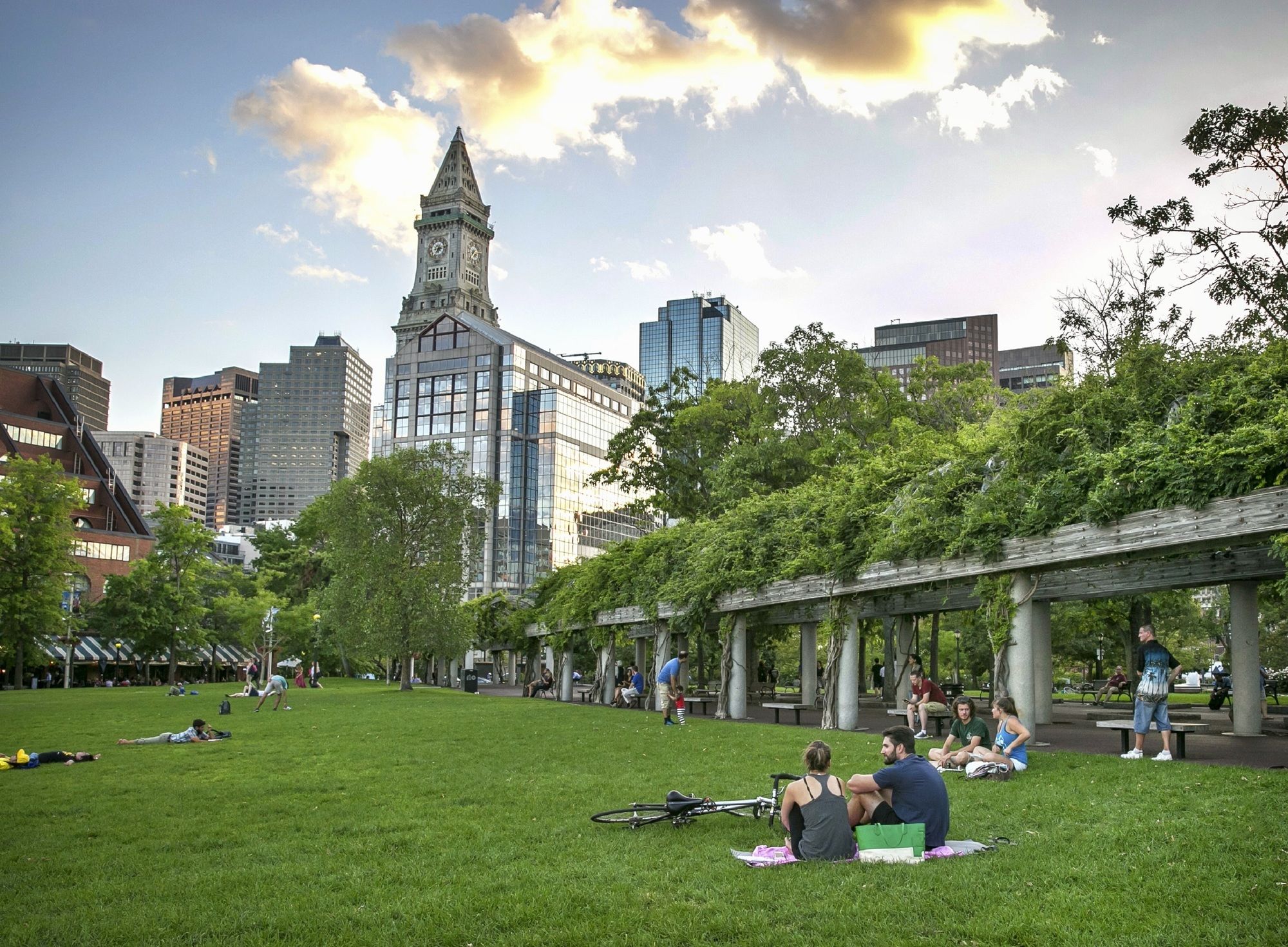 Фото Residence Inn by Marriott Boston Downtown/Seaport