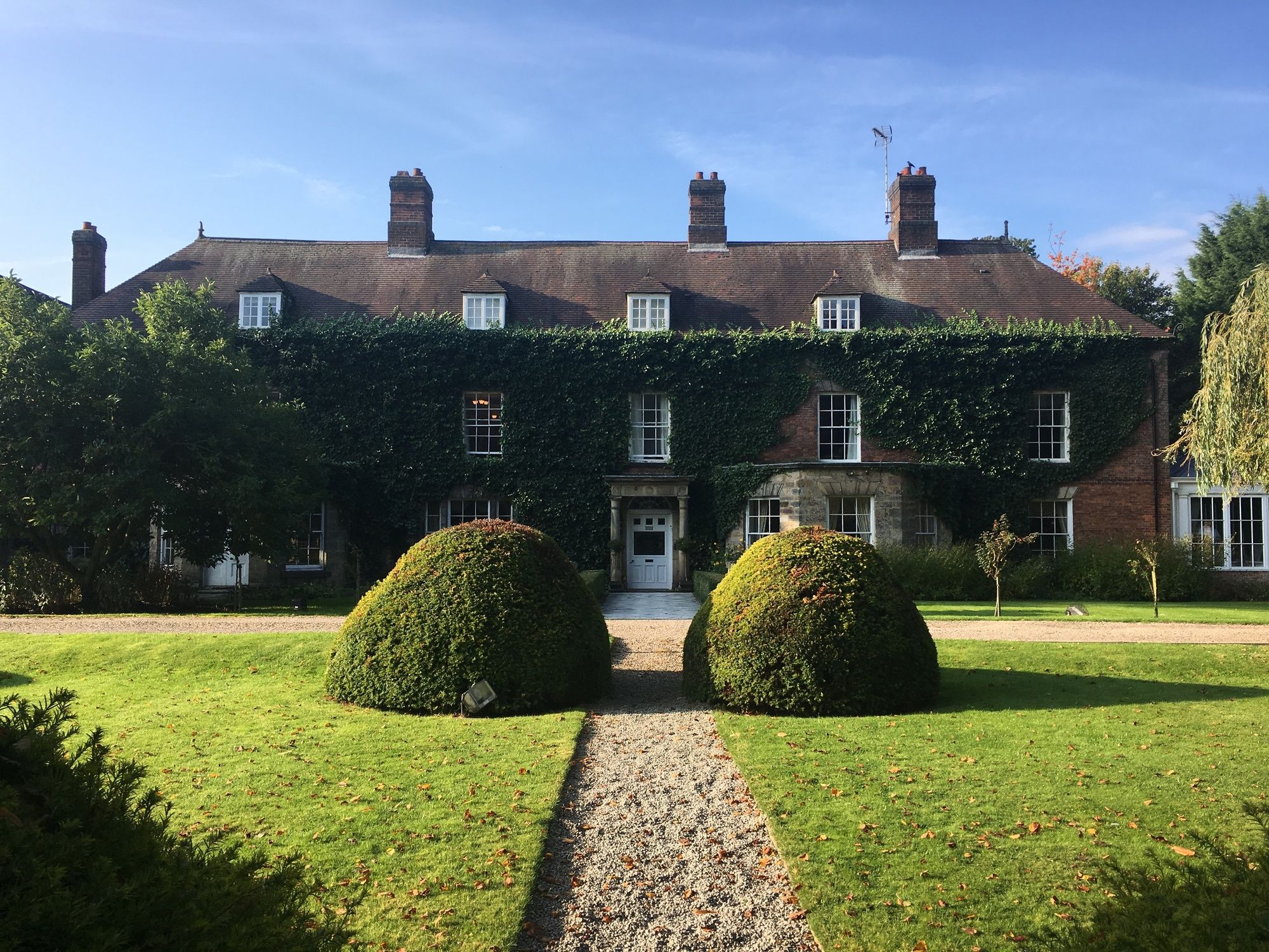 Фото Risley Hall Hotel