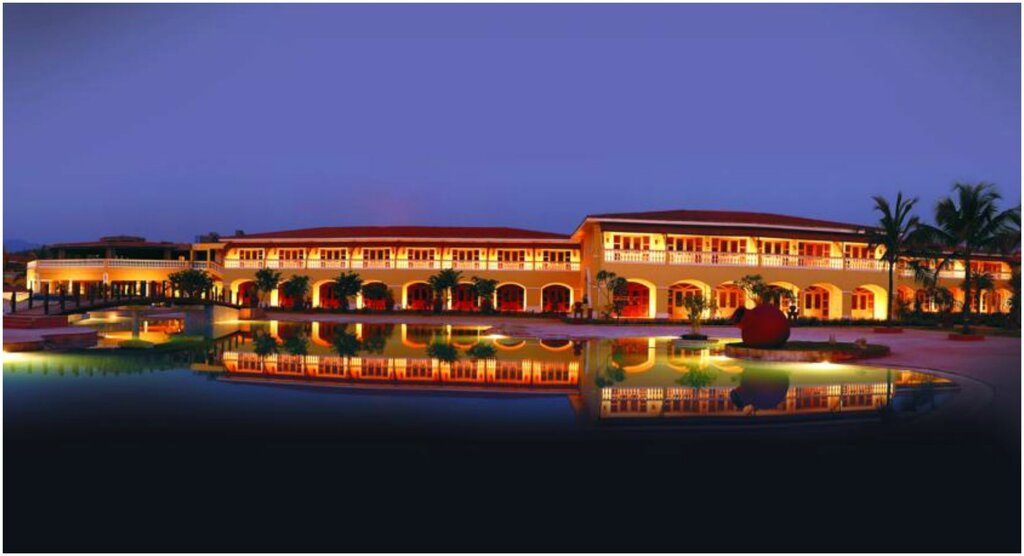 Hotel The LaLiT Golf & SPA Resort Goa, Canacona, photo