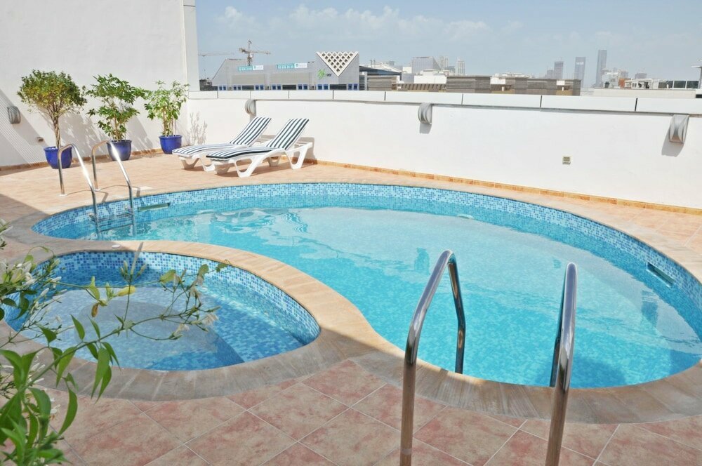 Apartments Ramee Royal Hotel Apartments, Abu Dhabi, photo