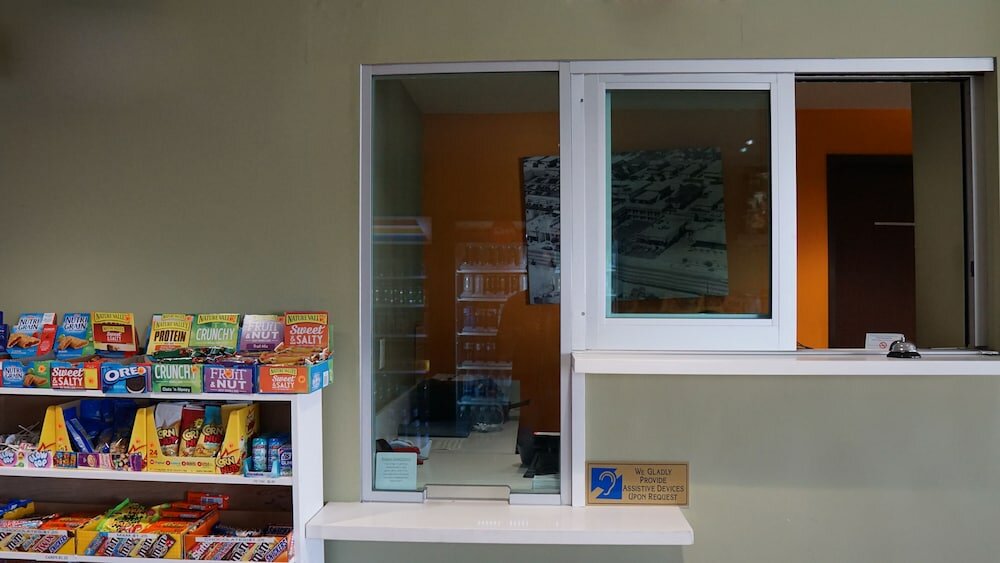 Фото Hawthorne Plaza Inn