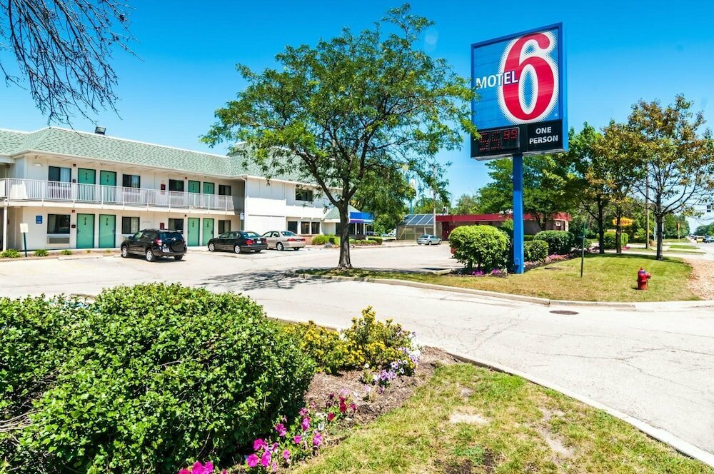 Hotel Motel6 Schiller Park, Il - Chicago O'Hare, State of Illinois, photo