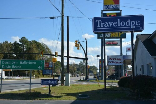 Гостиница Travelodge by Wyndham Walterboro