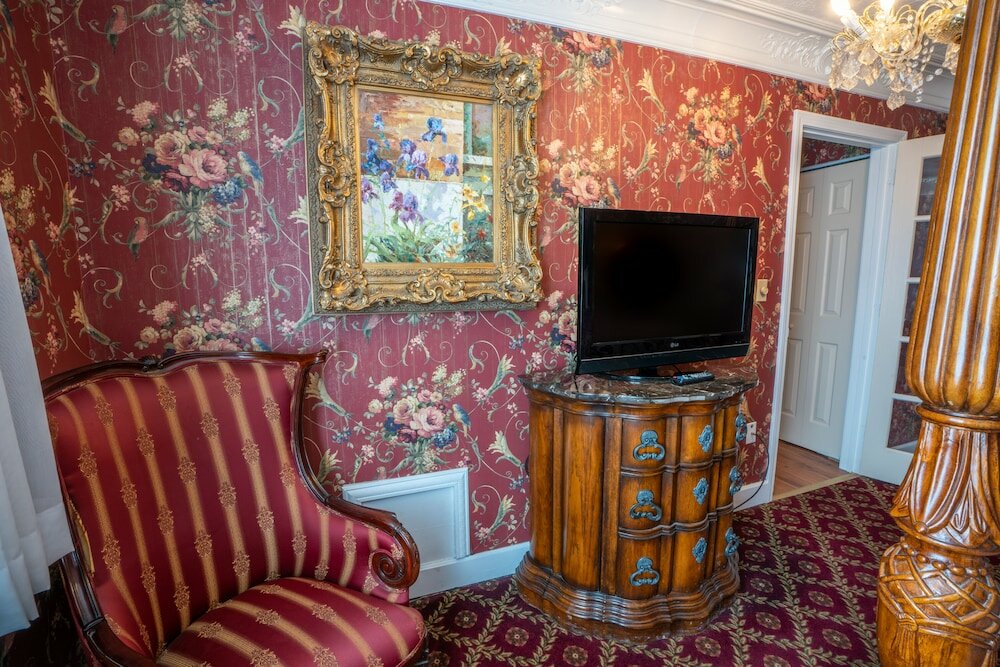 Фото Hyannis Plaza Hotel