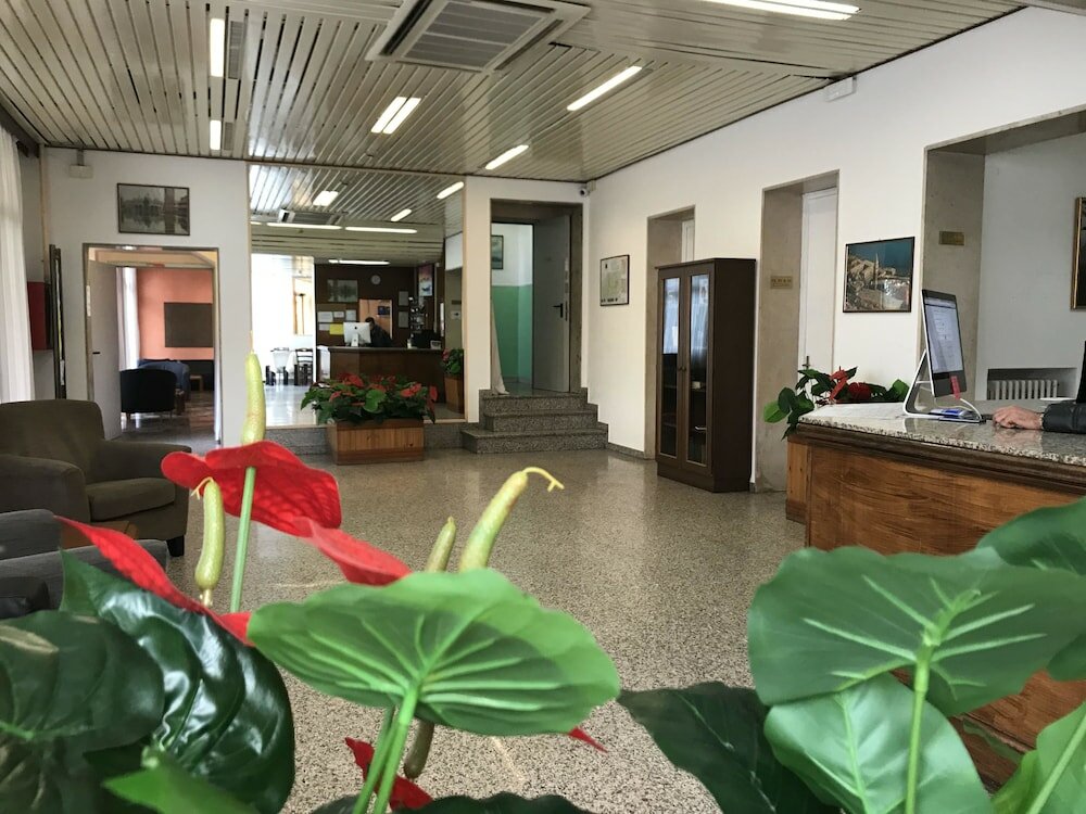 Фото Hotel Colombo