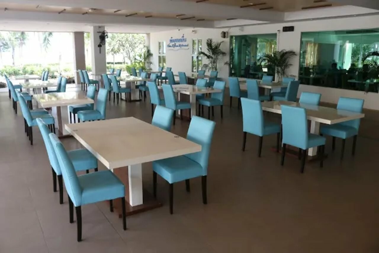 Фото Seapine Beach Golf and Resort Hua Hin